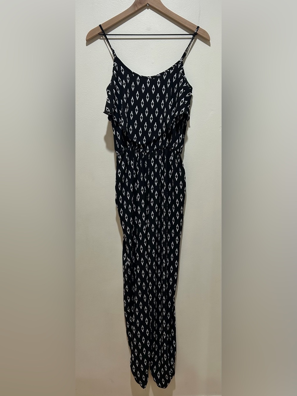 Xhilaration Black & White Lightweight Dressy Sleeveless Pants Jumpsuit - Small
